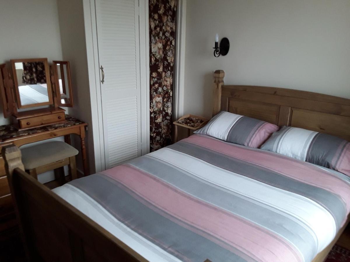Sharlands Farm Bed And Breakfast Bude Eksteriør bilde